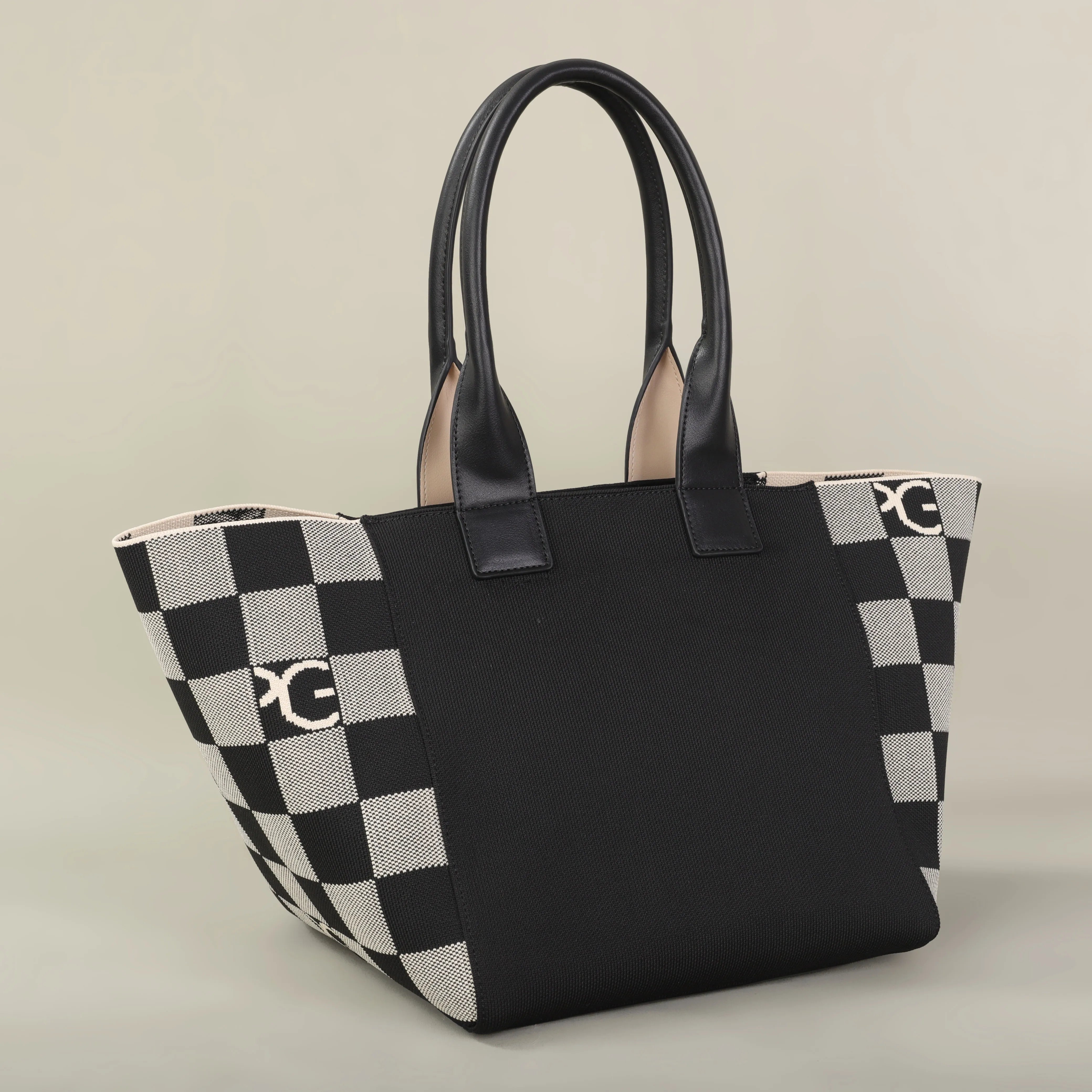 Sac Fourre-tout Noir Motif Damier Élégant