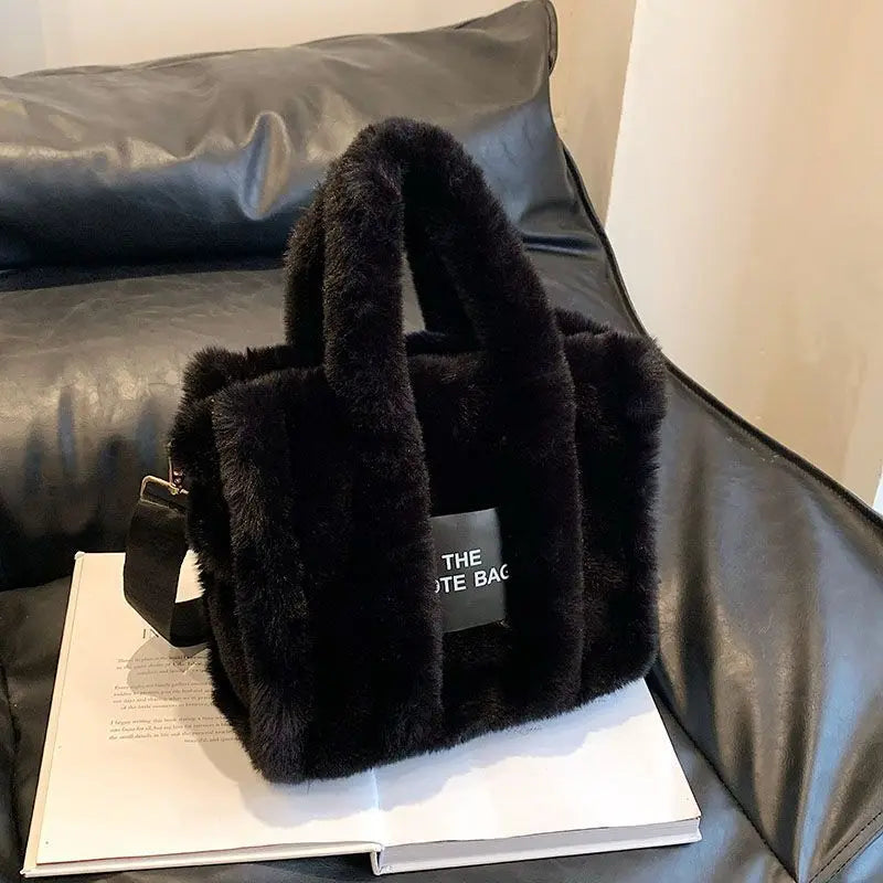 Sac Fourre-tout Peluche Violet Lettres Femme