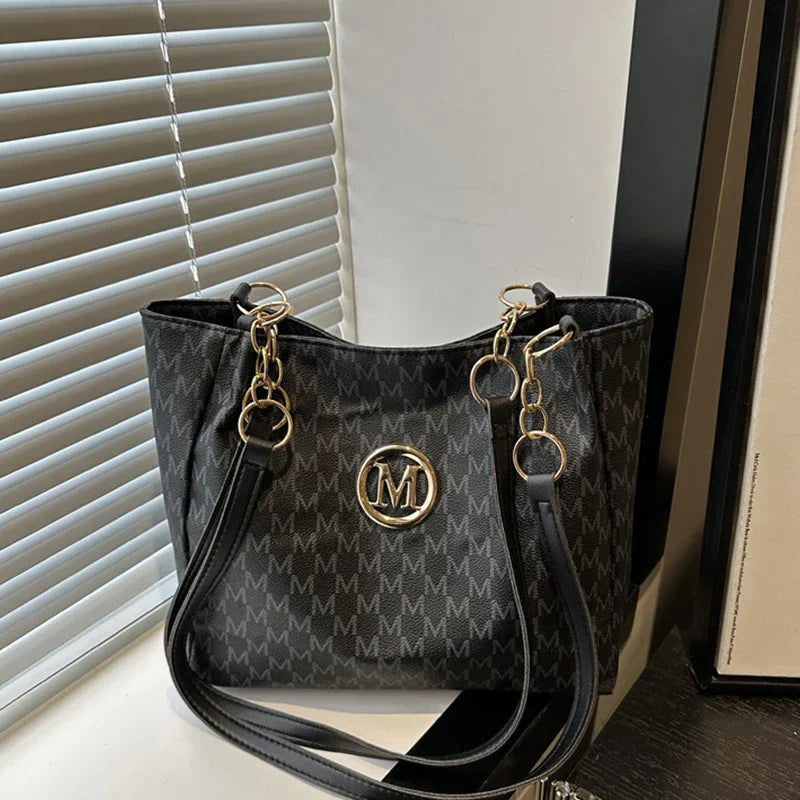 Sac Fourre-tout Polyvalent Motif Monogramme Chic