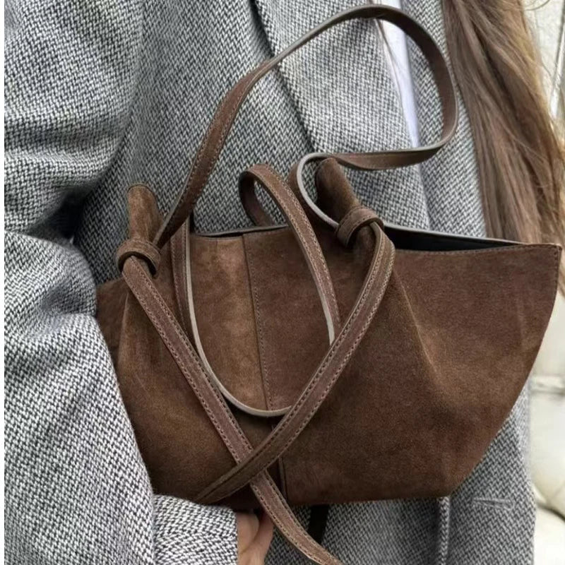 Sac Fourre-tout Chic Effet Daim Ailée