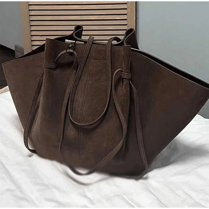 Sac Fourre-tout Chic Effet Daim Ailée