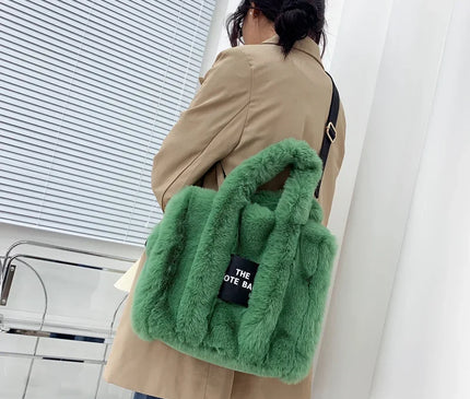 Sac Fourre-tout Peluche Zippé Bandoulière Femme